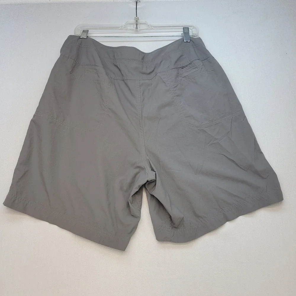 Mountain Hardwear Hiking Shorts Mens L Grey Outdoor Nylon Cargo OM3912